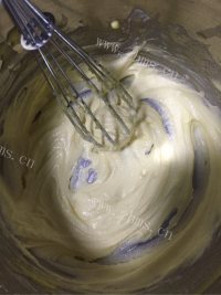 食欲满满的巧克力豆马芬做法图解3)