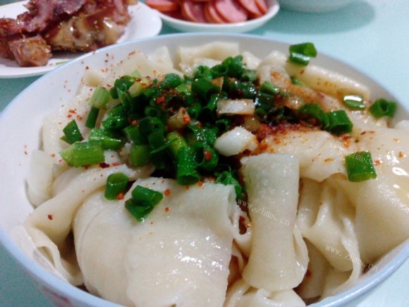 回味无穷的油泼面