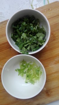 美味的黄瓜肉丸汤做法图解3)