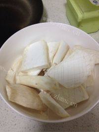 家常菜酱汁杏鲍菇做法图解1)