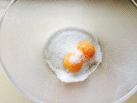 香飘十里的戚风蛋糕做法图解2)