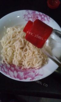 自制鸡蛋面饼做法图解5)