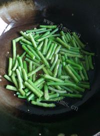 家常菜茄子豆角做法图解5)