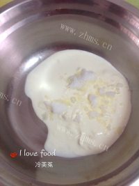 香气浓郁的双色慕斯流心蛋糕做法图解14)