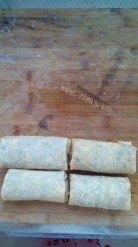 自己做的豆皮肉卷做法图解20)