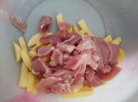 家常菜粉蒸里脊肉做法图解6)
