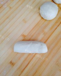 热腾腾的炼奶吐司做法图解18)