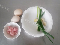 美味蒜香肉末炖蛋做法图解1)