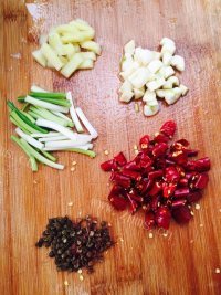 美味的香辣水煮鱼做法图解6)