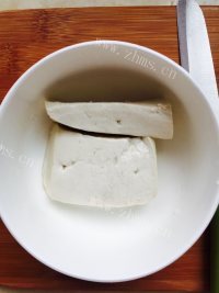 美味的豆腐菠菜粥做法图解1)