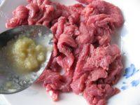 「家有大厨」蚝油牛肉做法图解4)