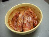 美味的照烧鸡翅做法图解3)