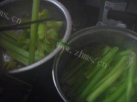 自己做的芹菜馅饺子做法图解1)