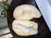 家常荷兰豆炒鲍片做法图解4)