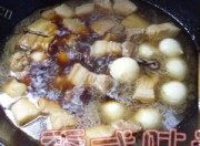 大蒜子烧肉做法图解3)