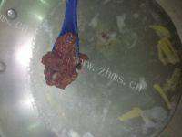 美味的鸭蛋瘦肉烫做法图解10)