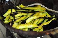家常菜蒜香茄子做法图解3)