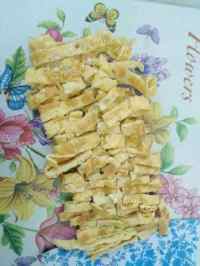 唇齿留香的煎饼韭菜盒子做法图解6)