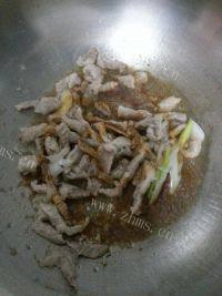 营养美食之蒜薹炒肉丝做法图解6)