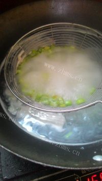 美味的咖喱炒面做法图解3)