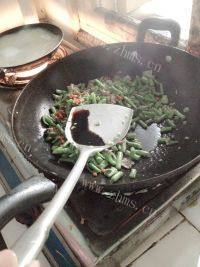 易做的豆角炒肉
