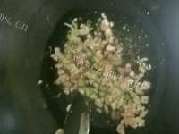自制炸酱做法图解3)