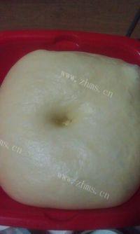 自制肉松芝士面包做法图解4)