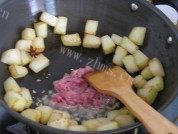 家常菜肉焖冬瓜做法图解4)