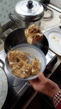家常酿豆腐做法图解8)