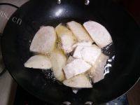 食欲满满的芋头扣肉做法图解5)