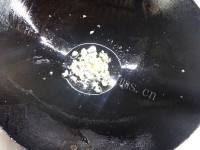 家庭版秋葵炒鸡蛋做法图解5)