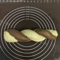 自制可可双色吐司做法图解10)