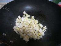 家常菜油焖竹笋做法图解3)