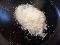 自制好喝焦糖奶茶做法图解3)