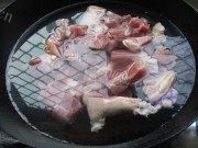美味的冬瓜炖肘子做法图解3)