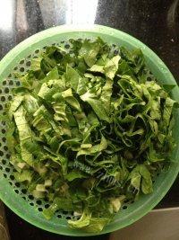 自制肉丸白菜汤做法图解3)