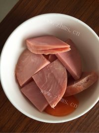 美味的蛋包饭做法图解2)