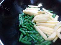 家常菜四季豆炒土豆做法图解6)