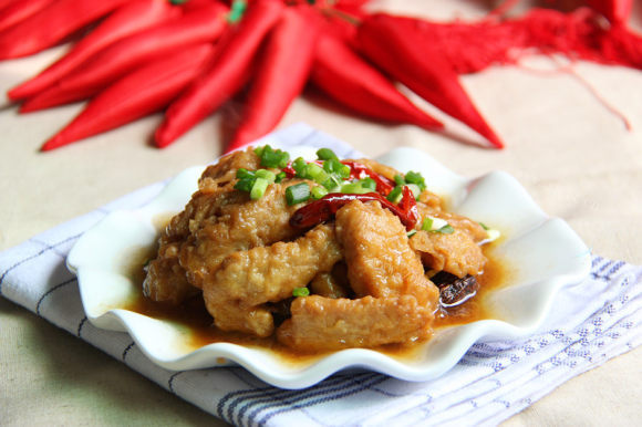 香气浓郁的小酥肉蒸碗
