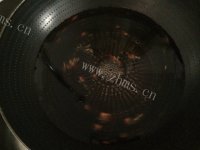 美味的泡椒鸡爪做法图解2)