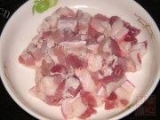 美味的泰酱木瓜煮酥肉做法图解1)