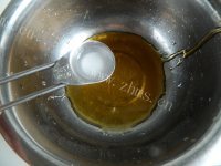 自制广式五仁月饼做法图解2)