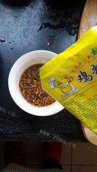 美味姜末皮蛋做法图解6)