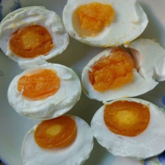 香气浓郁的腌鸭蛋