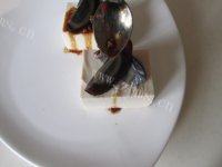 常吃不腻的皮蛋豆腐做法图解7)