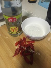 好吃的酸辣可口脆萝卜做法图解3)