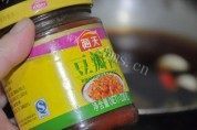 美味的五香鸭舌做法图解12)