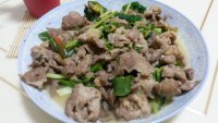 家常菜青椒炒肉片