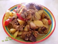 家常菜土豆炖鸡块