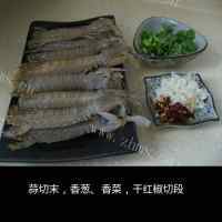 特色美食椒盐皮皮虾做法图解2)